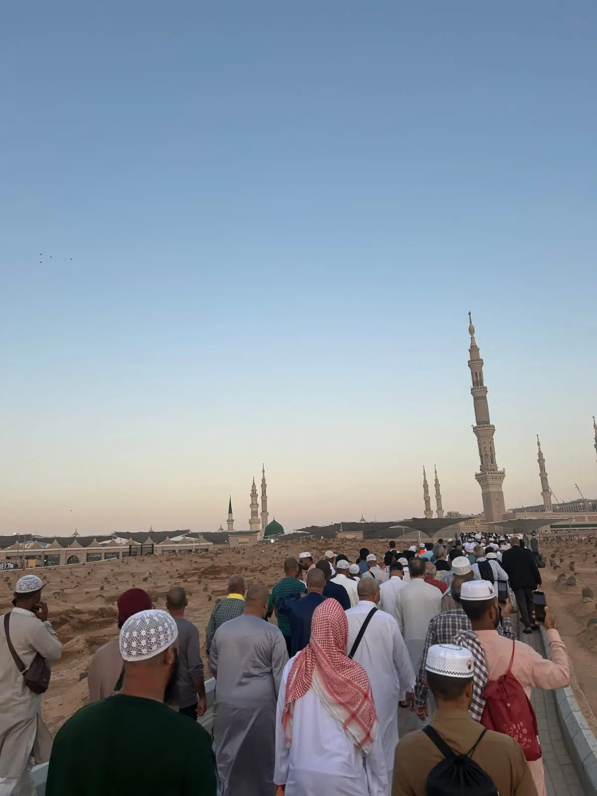 Suasana Di Makam Baqi